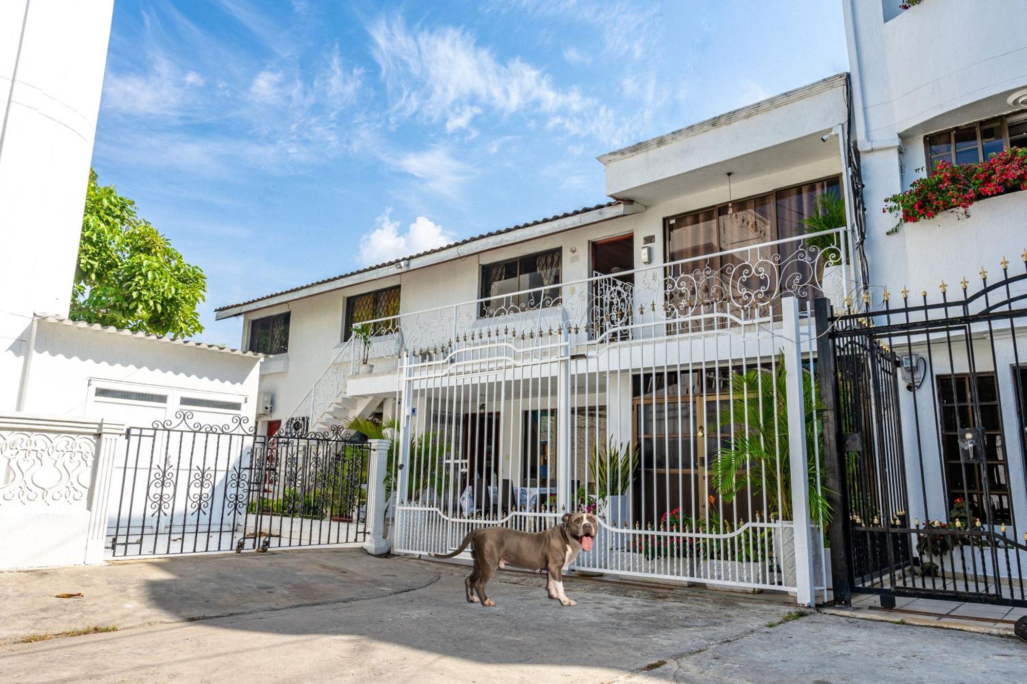 Oresca Hostel Cartagena Exterior photo