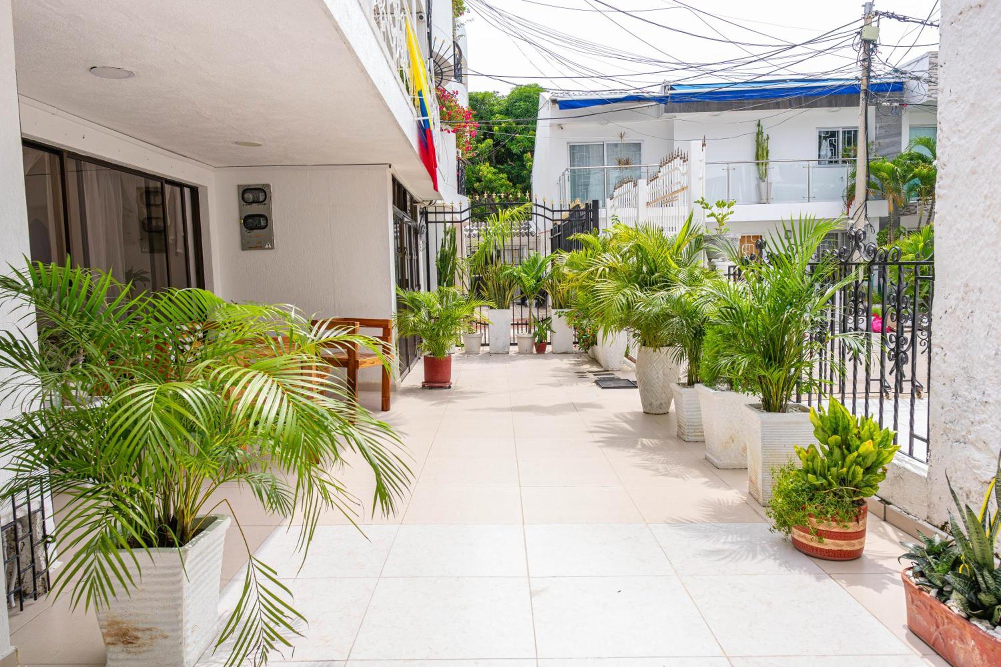 Oresca Hostel Cartagena Exterior photo